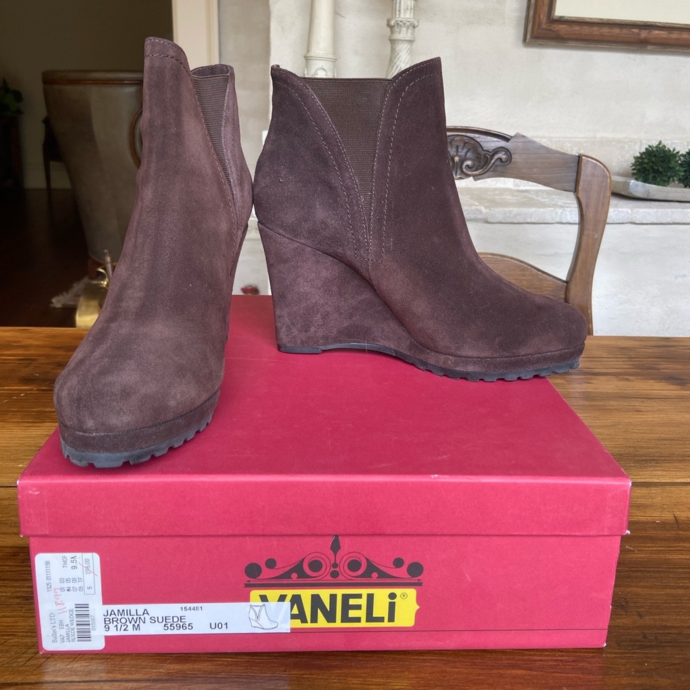 Vaneli Jamilla Brown Suede Wedge
